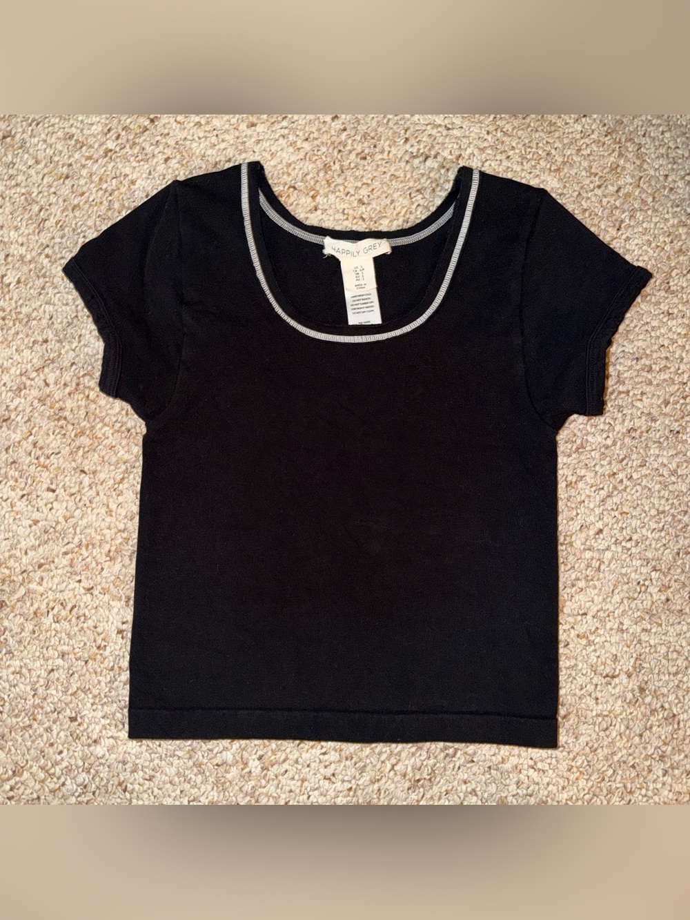 Happily Grey Scoop Neck Black Tee Small